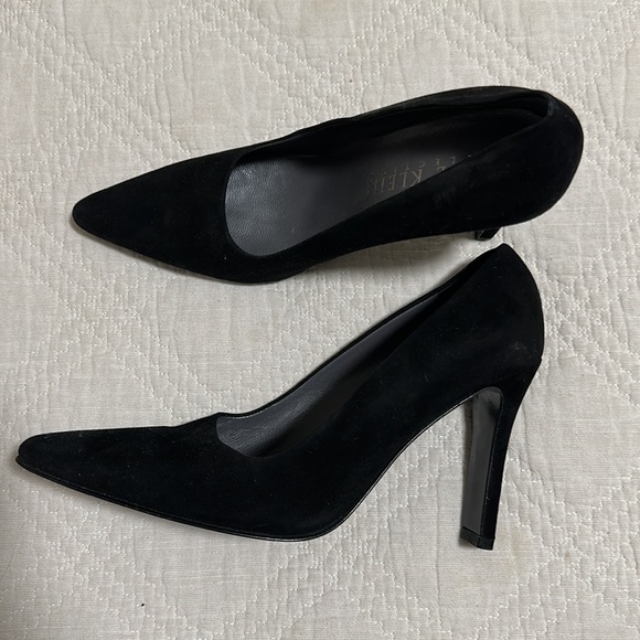 Anne Klein collection made in Italy suede leather classic pump 7.5 - Picture 2 of 6